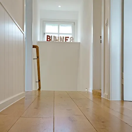 Buhne 8 別荘 リスト